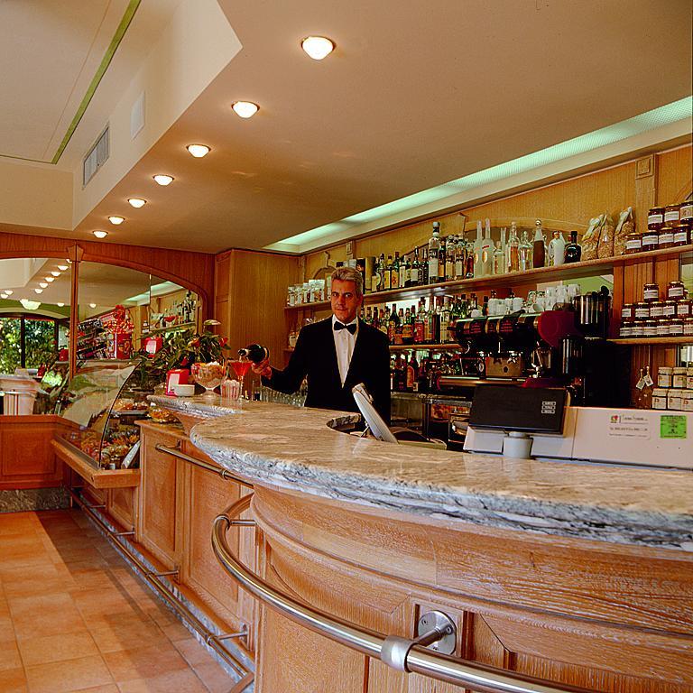Hotel Ristorante La Lanterna Castelnuovo di Garfagnana Luaran gambar